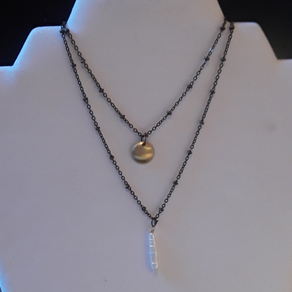 NWT *SALE Dainty dome & pearl Layered Necklace - Picture 1 of 3